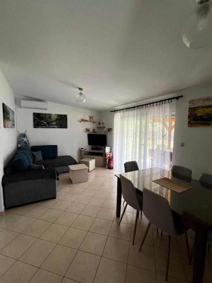 Vacation House Radosic Radosic  Экстерьер фото